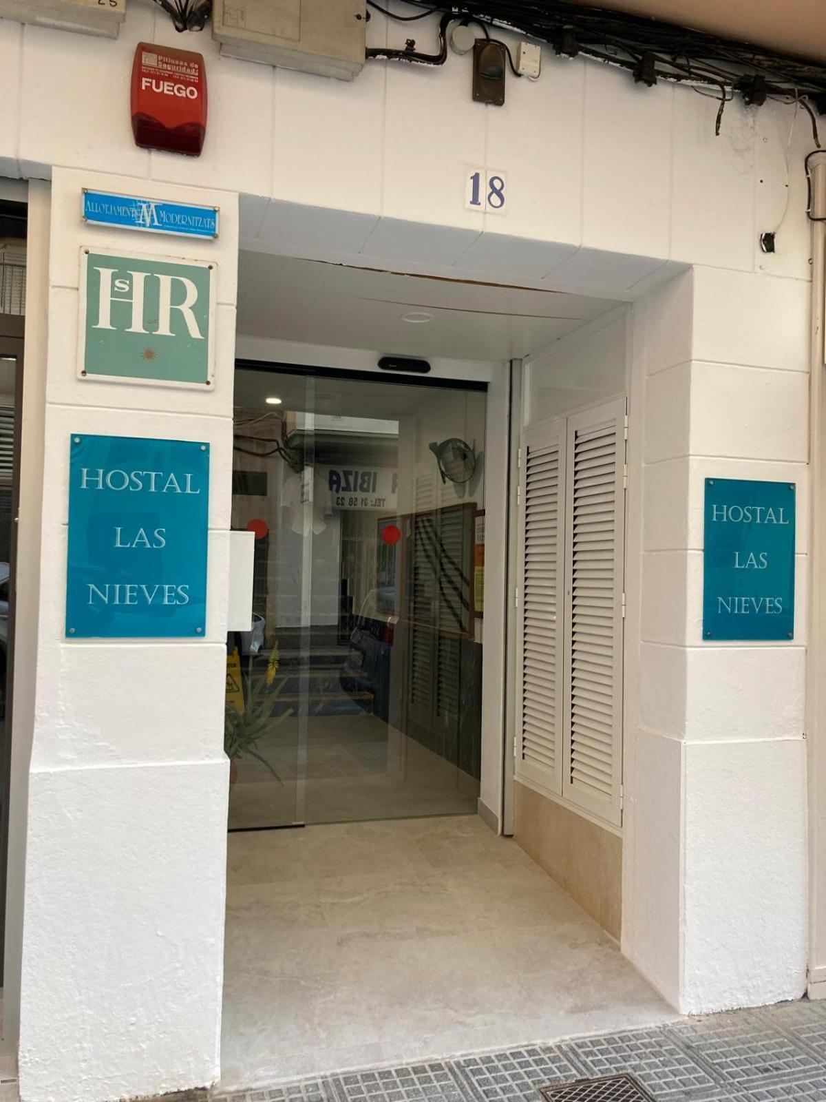 Hostal Las Nieves Ibiza Town Ngoại thất bức ảnh