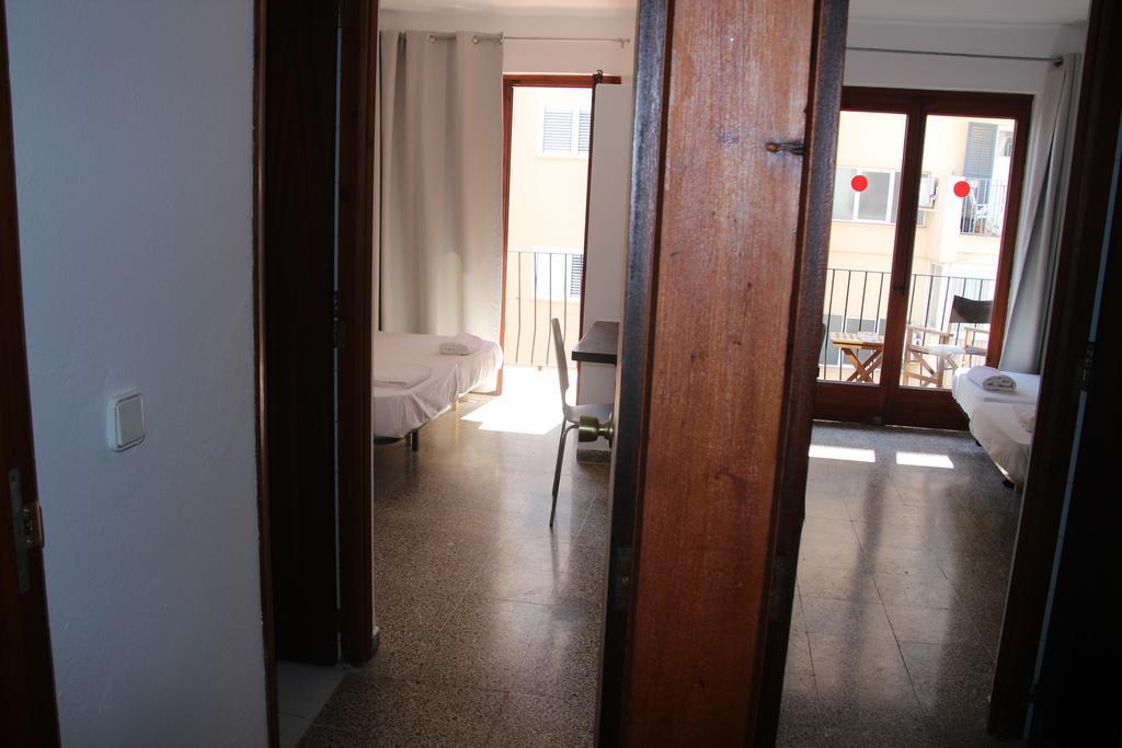 Hostal Las Nieves Ibiza Town Ngoại thất bức ảnh