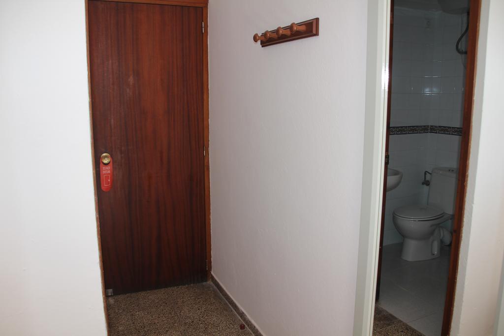 Hostal Las Nieves Ibiza Town Ngoại thất bức ảnh