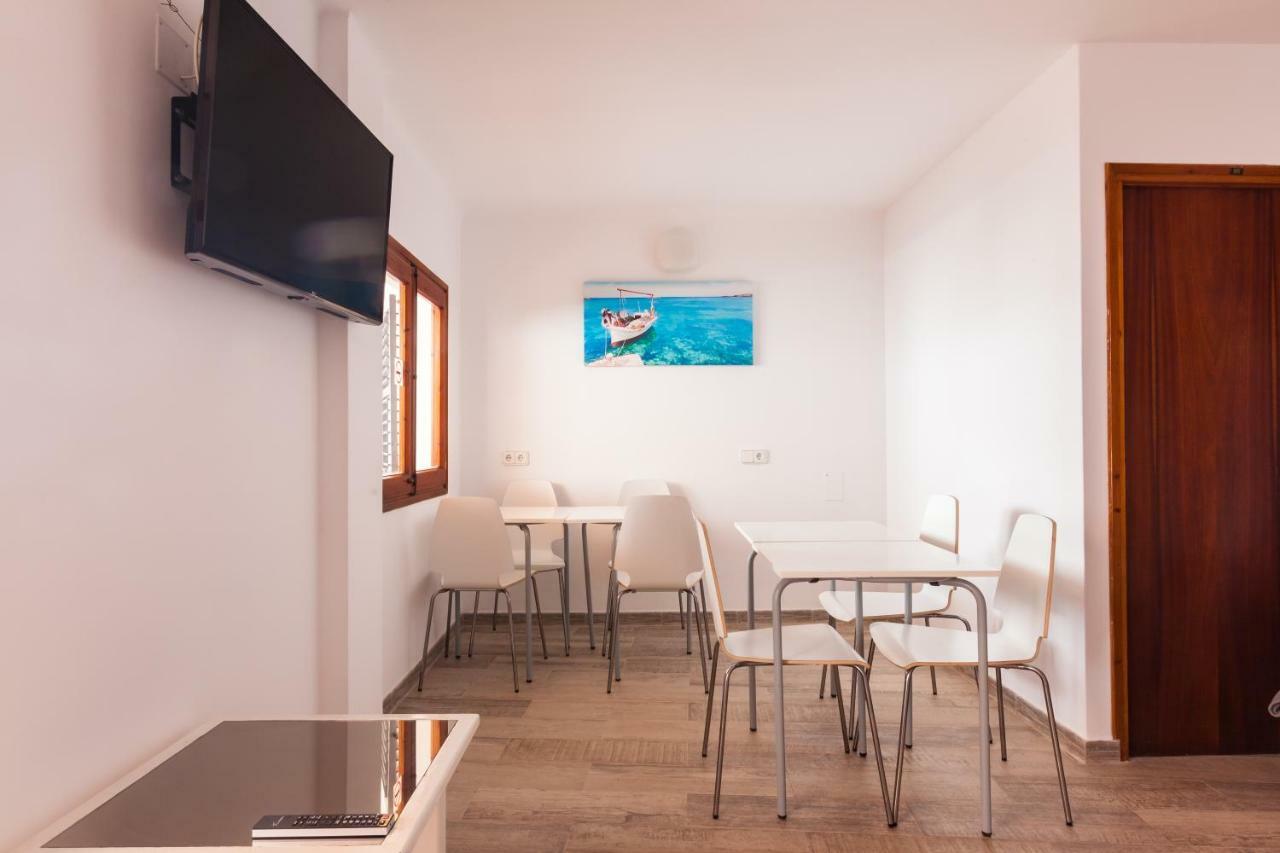 Hostal Las Nieves Ibiza Town Ngoại thất bức ảnh