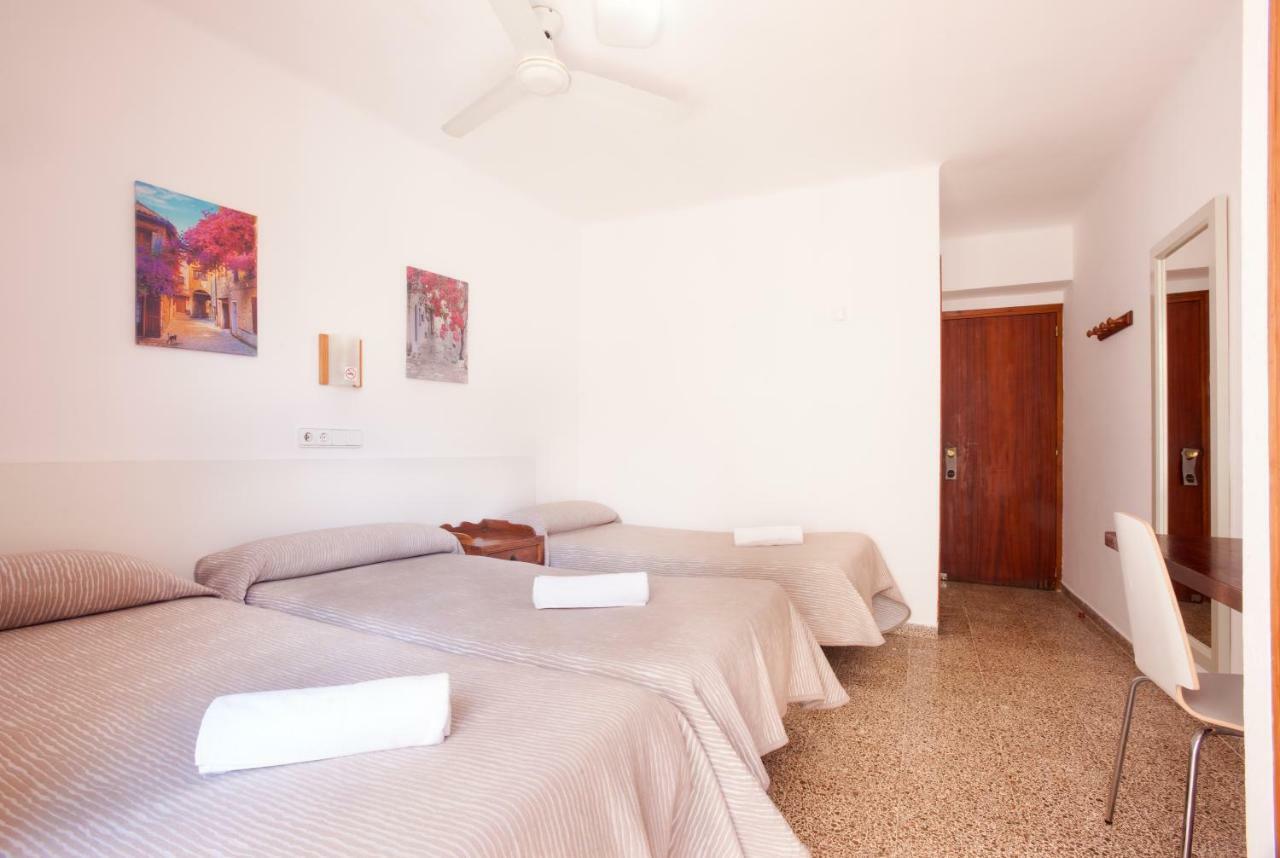 Hostal Las Nieves Ibiza Town Ngoại thất bức ảnh